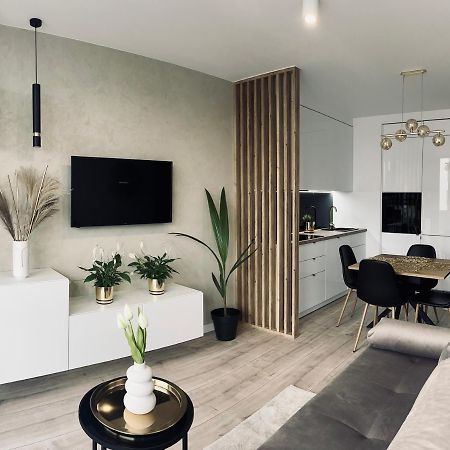 Nowoczesny Apartament Z Garazem Morelova Gdańsk Eksteriør billede