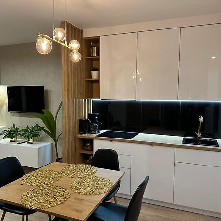 Nowoczesny Apartament Z Garazem Morelova Gdańsk Eksteriør billede