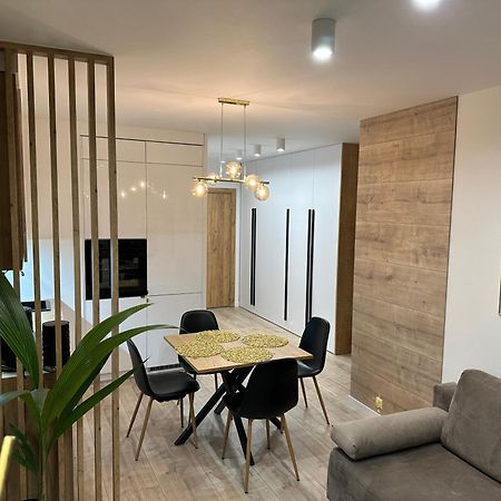 Nowoczesny Apartament Z Garazem Morelova Gdańsk Eksteriør billede