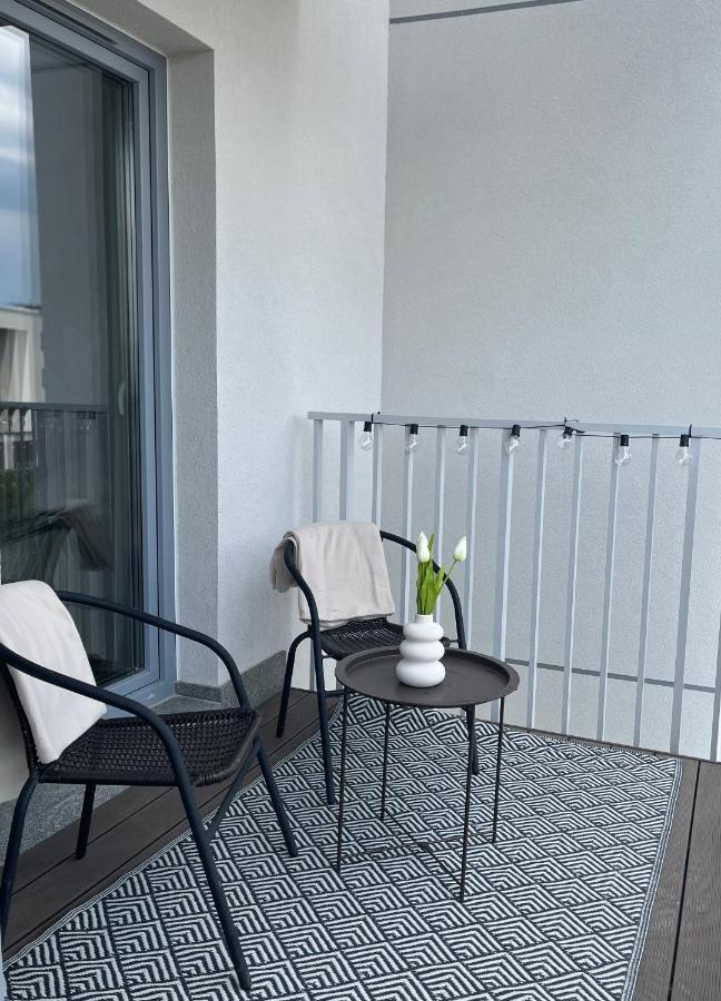 Nowoczesny Apartament Z Garazem Morelova Gdańsk Eksteriør billede